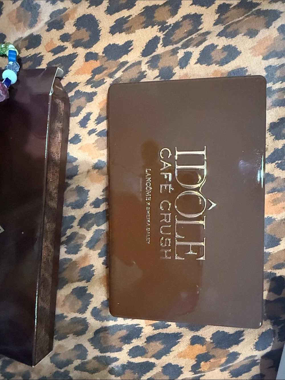 Idôle Café Crush Eyeshadow Palette — Warm Browns & Pink-Gold Shimmers